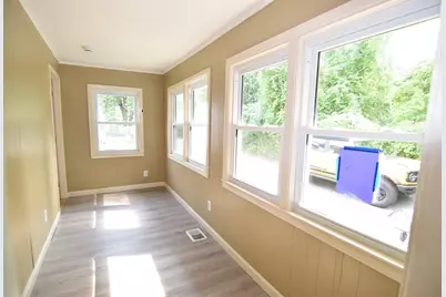 55 Pike St, Athol, MA 01331 - Photo 5