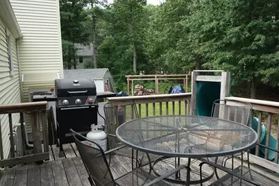 295 Oak St, Halifax, MA 02338 - Photo 5