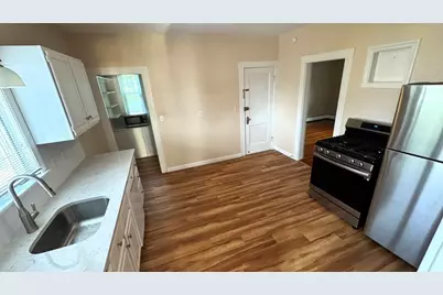 114 Fayerweather St #2, Cambridge, MA 02138 - Photo 3