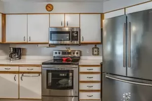 30 Chelsea St, Everett, MA 02149 - Photo 19