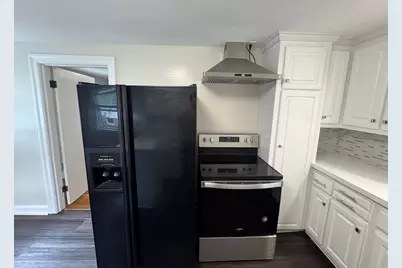 89 Stanley Rd #SF, Newton, MA 02468 - Photo 5