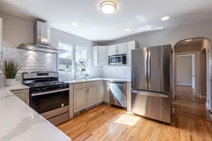 270 Cross St, Winchester, MA 01890 - Photo 5