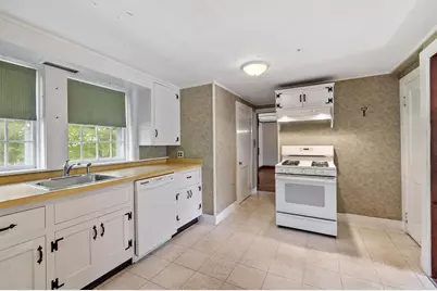 185 Main St, Chelmsford, MA 01863 - Photo 15