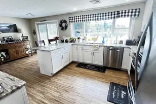 36 Birch Island Rd, Webster, MA 01570 - Photo 7