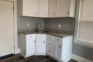 18 Hanover Cir, Lynn, MA 01902 - Photo 5