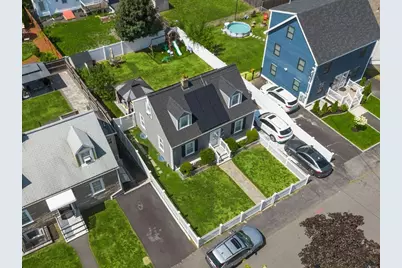 176 Gore Rd, Revere, MA 02151 - Photo 3