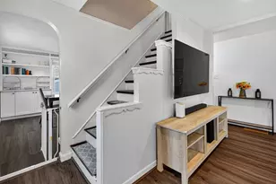 176 Gore Rd, Revere, MA 02151 - Photo 3