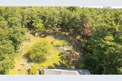 12 Parkway Dr, Saugus, MA 01906 - Photo 11
