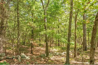 12 Parkway Dr, Saugus, MA 01906 - Photo 13
