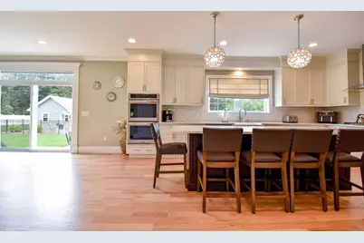 25 Linden Ln, Rehoboth, MA 02769 - Photo 7
