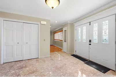 12 Parkway Dr, Saugus, MA 01906 - Photo 15
