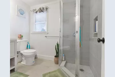 374 Ashley Blvd, New Bedford, MA 02745 - Photo 11