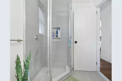 374 Ashley Blvd, New Bedford, MA 02745 - Photo 9