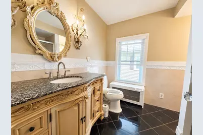 147 Belvidere St, Springfield, MA 01108 - Photo 13