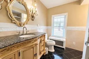 147 Belvidere St, Springfield, MA 01108 - Photo 13
