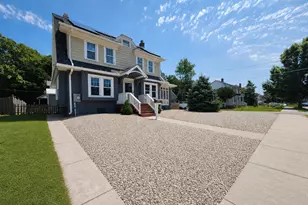 147 Belvidere St, Springfield, MA 01108 - Photo 1