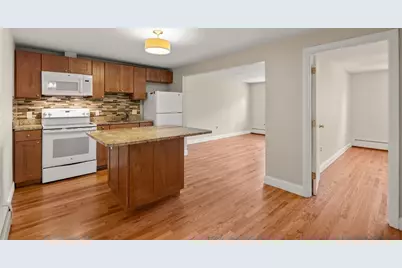 31 Pond St #22, Waltham, MA 02451 - Photo 9