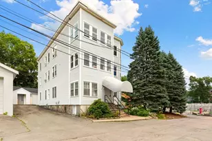 35 Heron St, Boston, MA 02132 - Photo 9