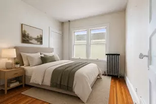 35 Heron St, Boston, MA 02132 - Photo 3