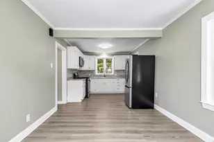 16 Beaconsfield St, Lawrence, MA 01843 - Photo 13