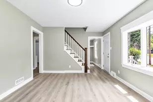 16 Beaconsfield St, Lawrence, MA 01843 - Photo 7