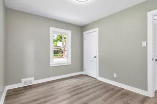 16 Beaconsfield St, Lawrence, MA 01843 - Photo 21