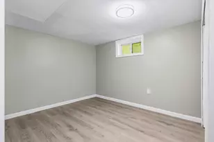 16 Beaconsfield St, Lawrence, MA 01843 - Photo 37