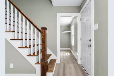 16 Beaconsfield Street, Lawrence, MA 01843 - Photo 9