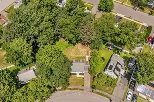 16 Beaconsfield St, Lawrence, MA 01843 - Photo 35