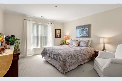 8 Crowninshield St #212, Peabody, MA 01960 - Photo 11