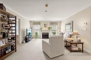 8 Crowninshield St, Peabody, MA 01960 - Photo 7
