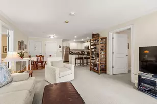 8 Crowninshield St, Peabody, MA 01960 - Photo 9