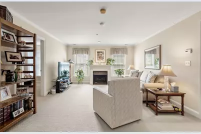 8 Crowninshield St #212, Peabody, MA 01960 - Photo 7