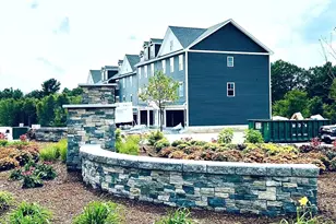 13 Elise Ave, Londonderry, NH 03053 - Photo 5