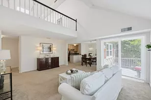 16 Valiant Way, Salem, MA 01970 - Photo 5