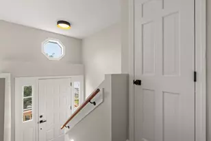 32 Danis St, Fall River, MA 02720 - Photo 7