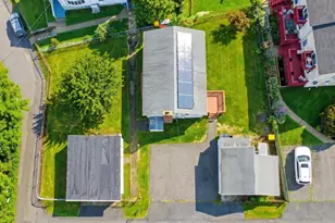 32 Danis St, Fall River, MA 02720 - Photo 7