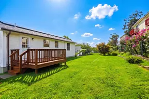 32 Danis St, Fall River, MA 02720 - Photo 11