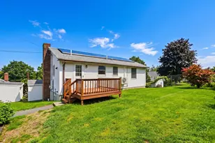 32 Danis St, Fall River, MA 02720 - Photo 9