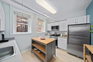 12 James St, Brookline, MA 02446 - Photo 5