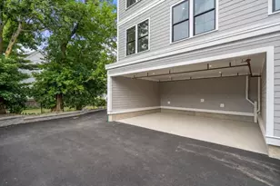 228 Washington St, Boston, MA 02135 - Photo 15