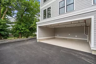 228 Washington St, Boston, MA 02135 - Photo 15