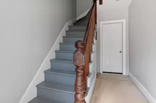 155 Pond St, Leominster, MA 01453 - Photo 23