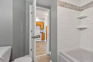 155 Pond St, Leominster, MA 01453 - Photo 21