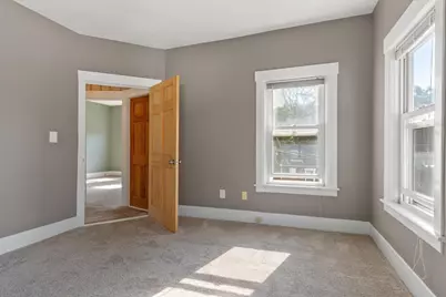 155 Pond St, Leominster, MA 01453 - Photo 23