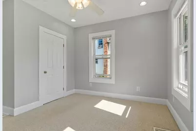 155 Pond St, Leominster, MA 01453 - Photo 17