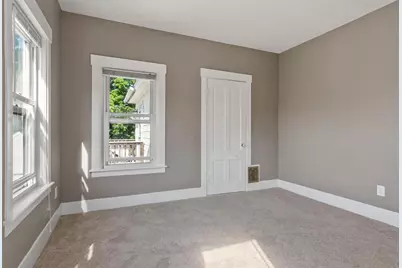155 Pond St, Leominster, MA 01453 - Photo 25