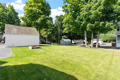 155 Pond St, Leominster, MA 01453 - Photo 5