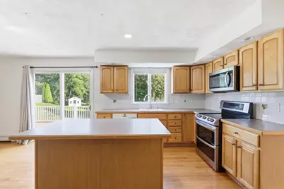 68 Burlington Street, Woburn, MA 01801 - Photo 9