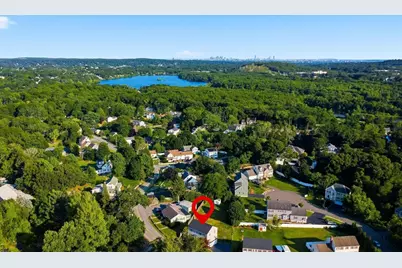 68 Burlington Street, Woburn, MA 01801 - Photo 33